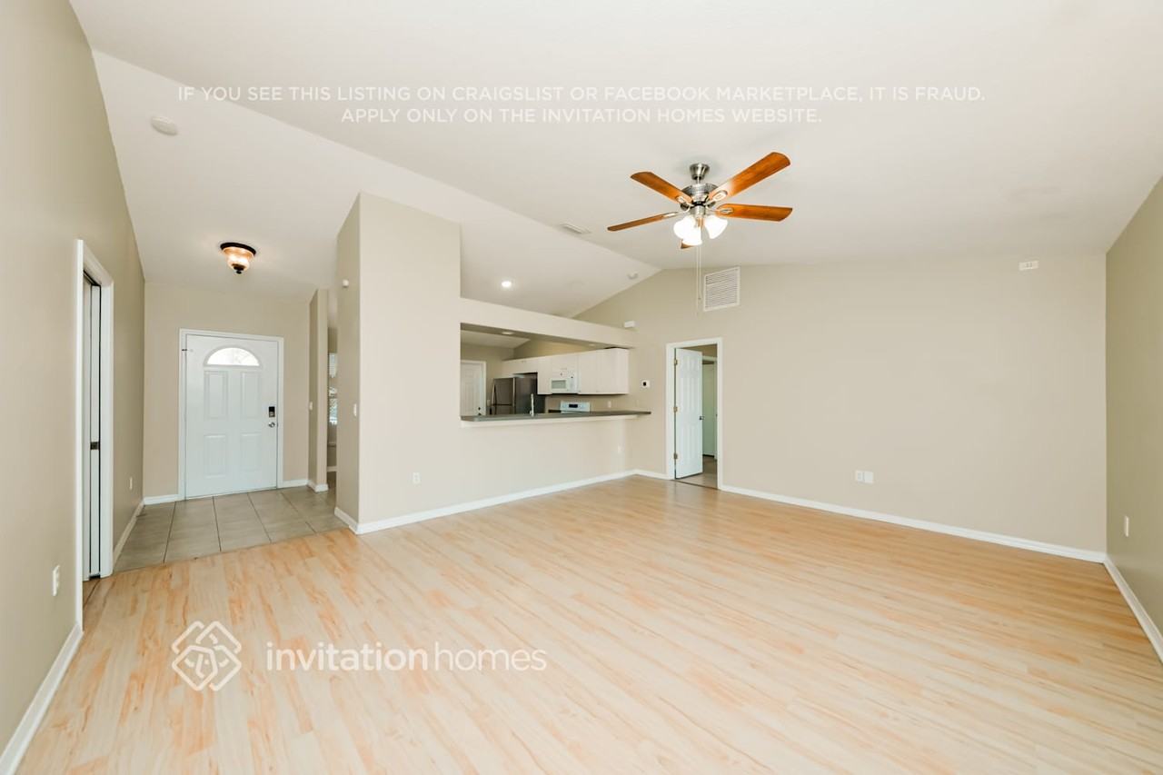 4923 23rd St E - Photo 5 of 16