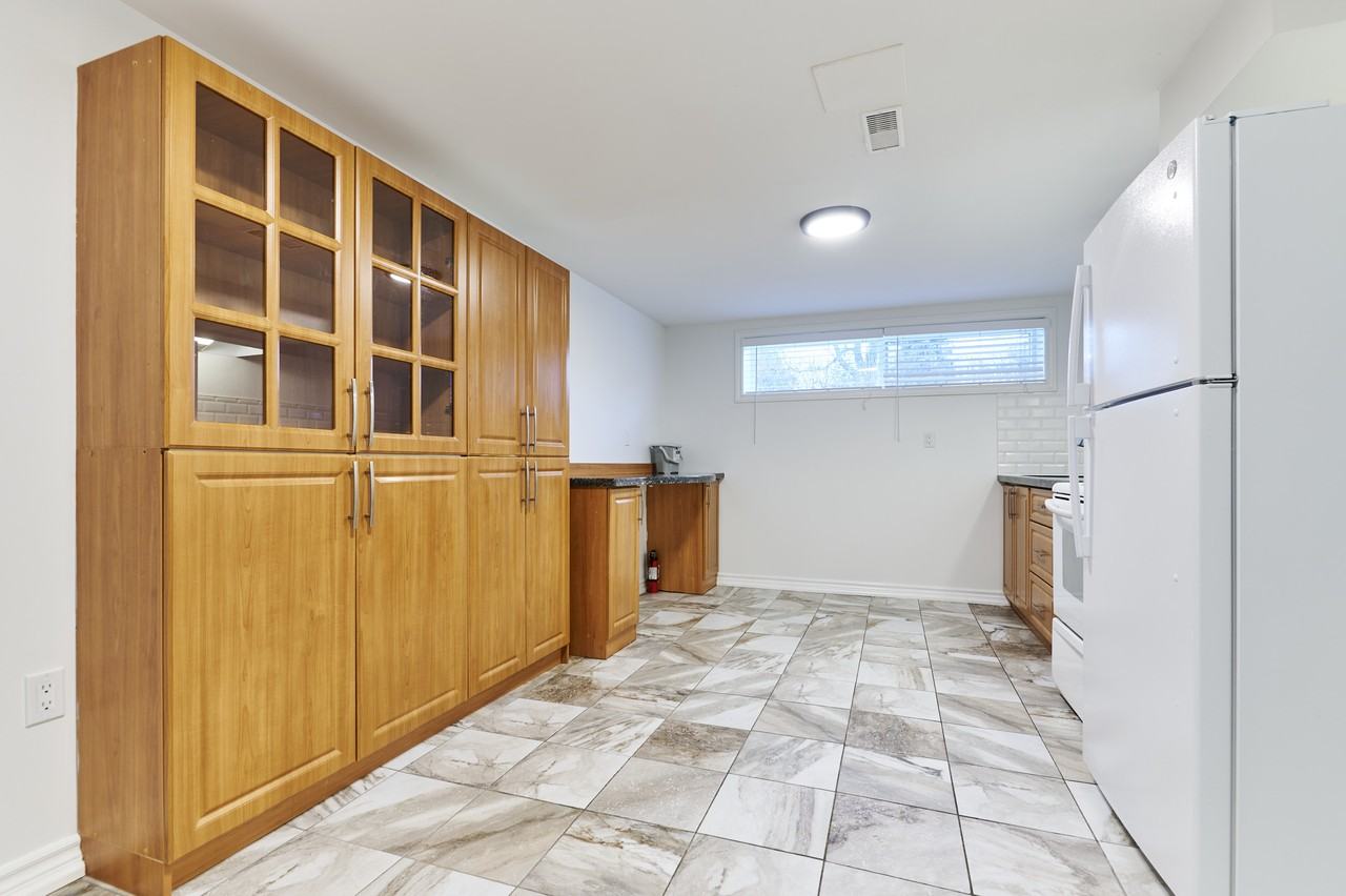 43 Meadowacres Drive - Photo 7 of 14