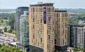 featured image of 101 Champagne Ave S