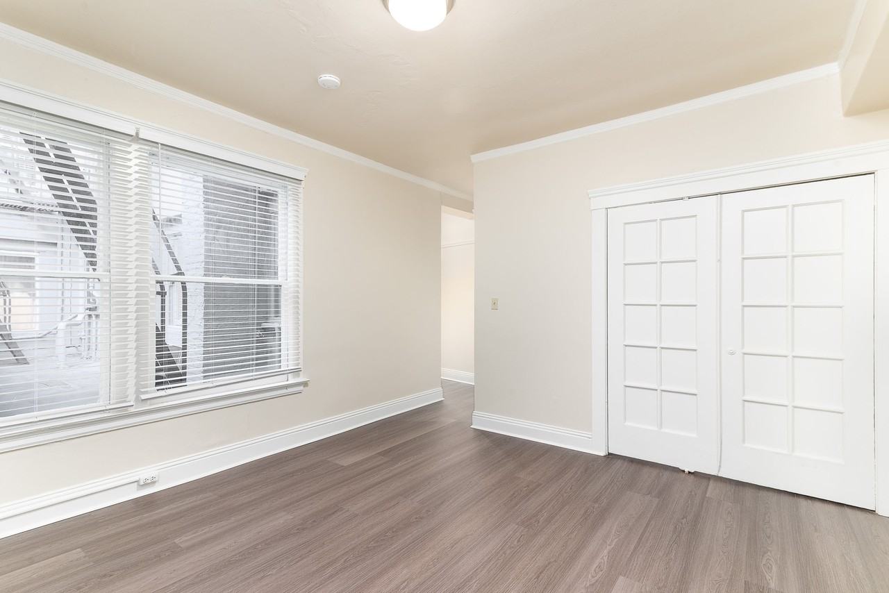 320 Turk - Photo 4 of 10