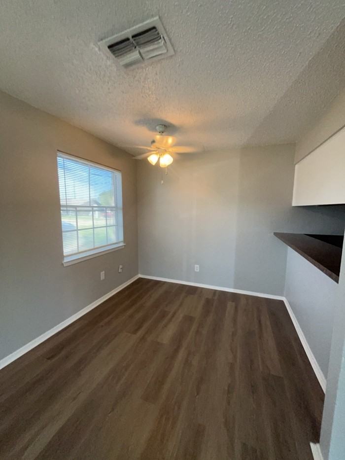 201 Pine Meadow Dr #A - Photo 3 of 7