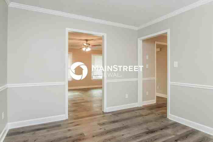 1105 Cloud 9 Court - Photo 5 of 18