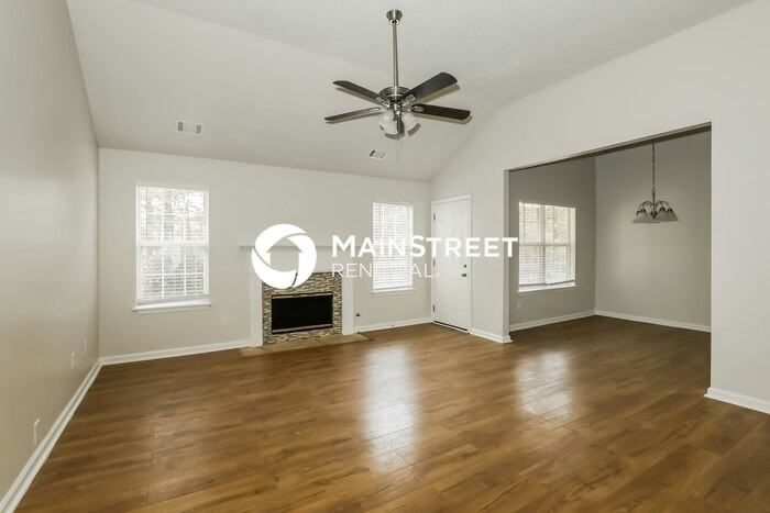 1652 Thorn Ridge Trl - Photo 2 of 17