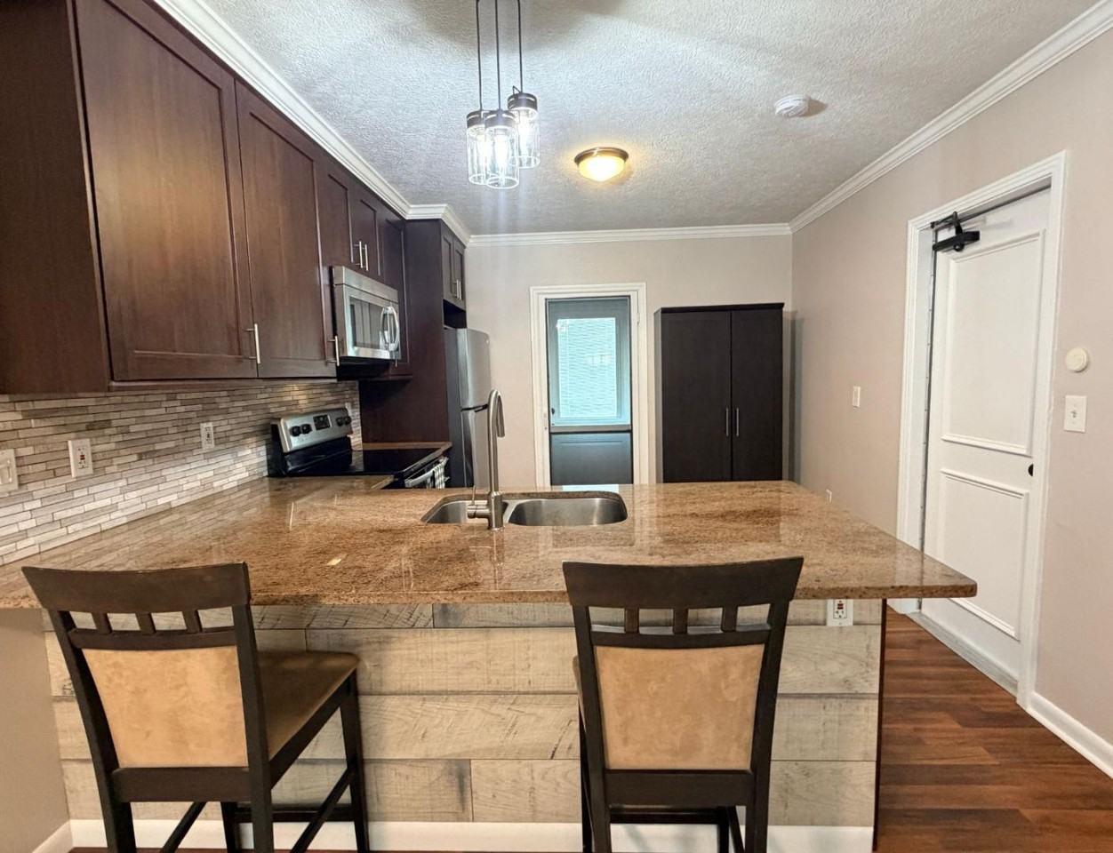 5529 Magnolia Way - Photo 6 of 20