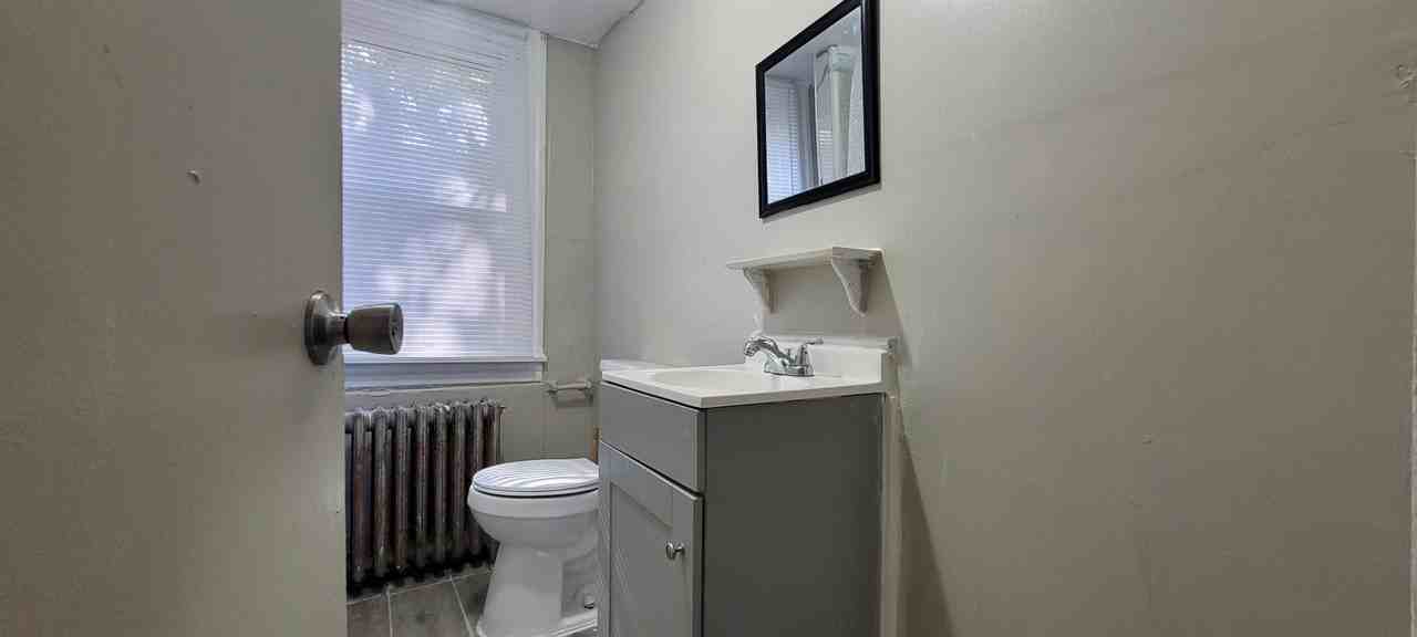 5426 Christian St - Photo 6 of 10