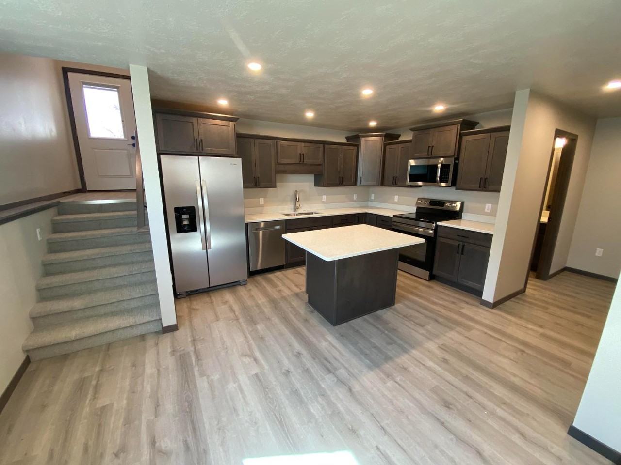 218 S Elmwood Ave - Photo 7 of 20