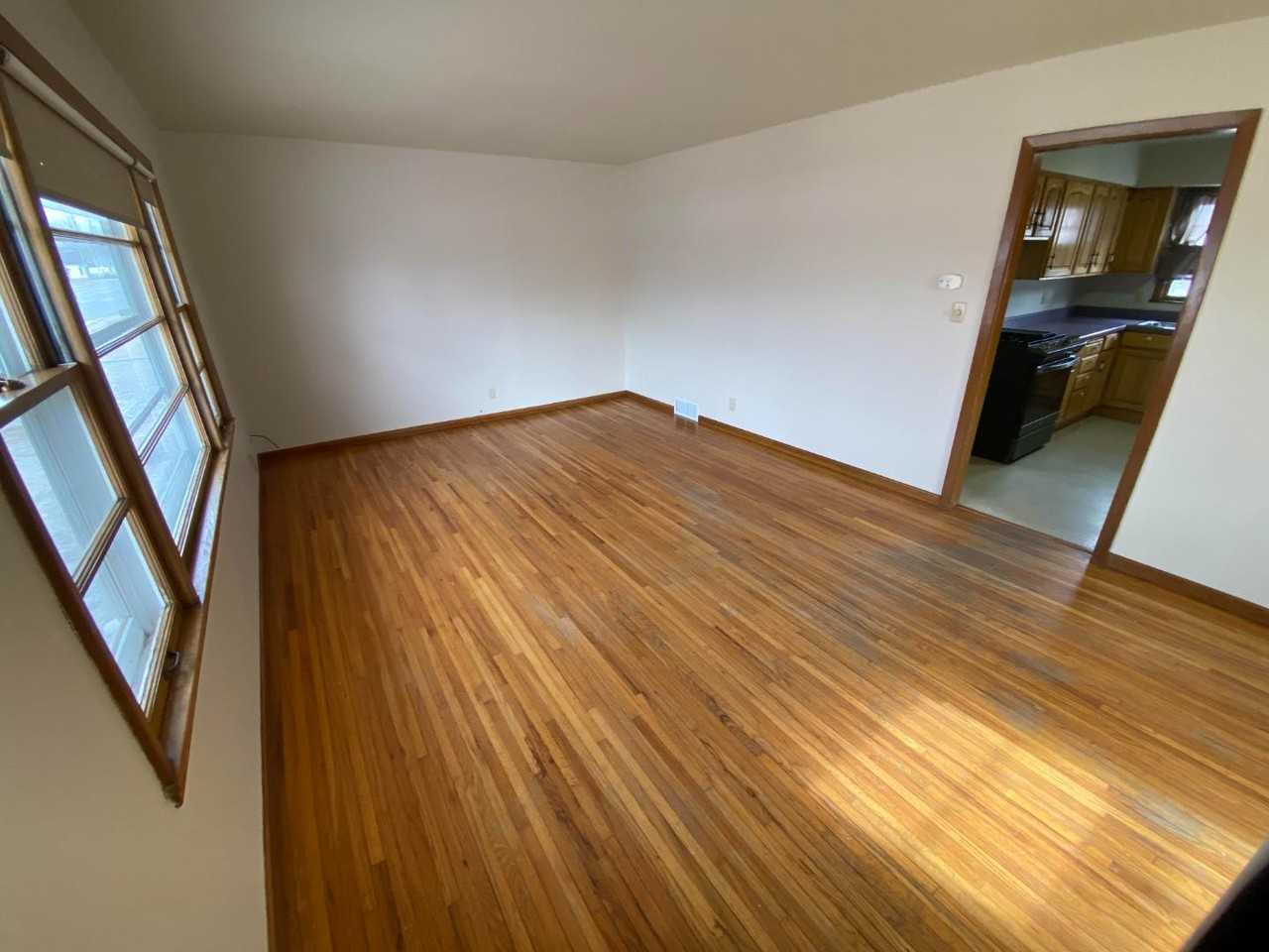 912 N Kiwanis Ave - Photo 6 of 20