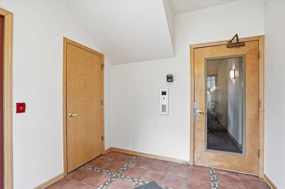 1140 E Dayton St - Photo 7 of 14