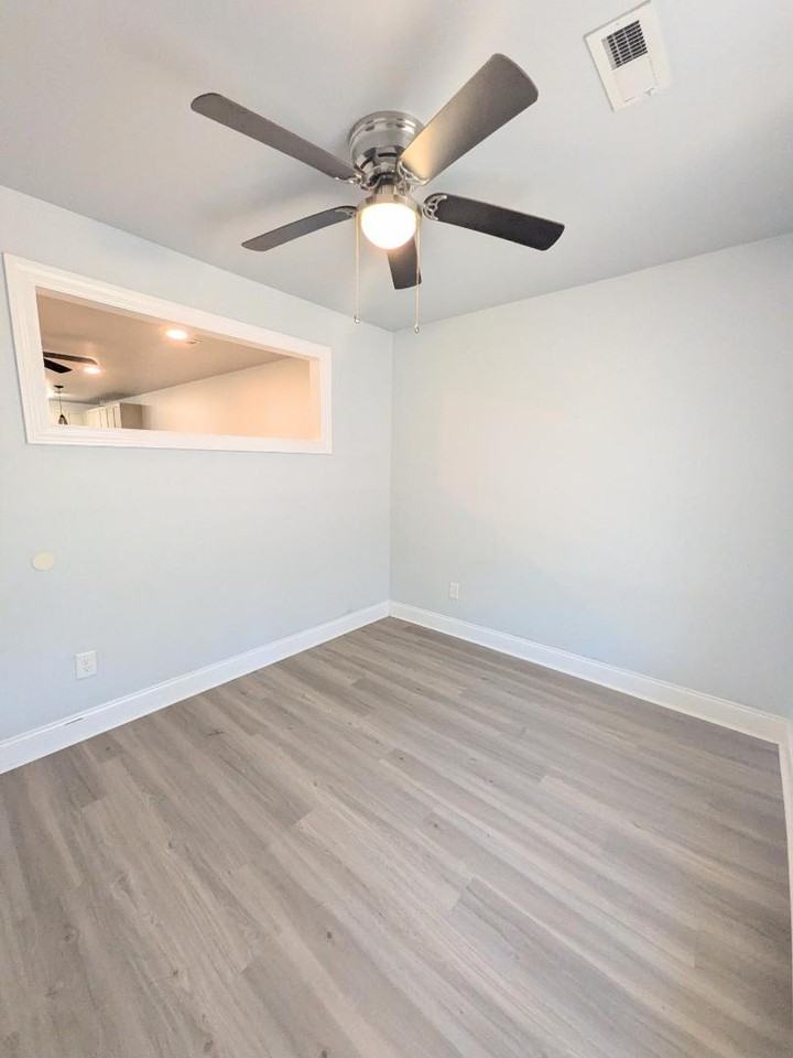 Kaleigh Paige Circle - Photo 5 of 8