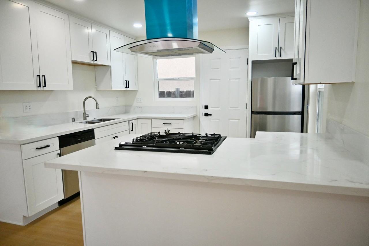 4358-4364 N 36th St - Photo 4 of 10