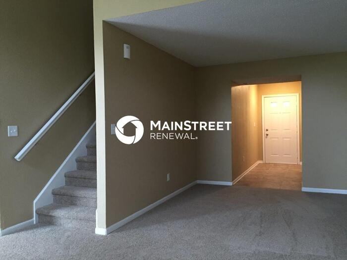 5329 Alameda Rd - Photo 3 of 42