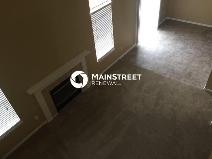 5329 Alameda Rd - Photo 7 of 42