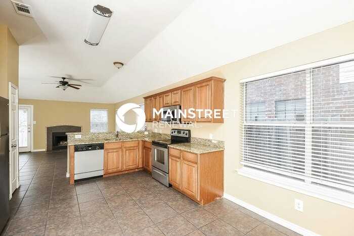 6424 Canyon Trl - Photo 5 of 16