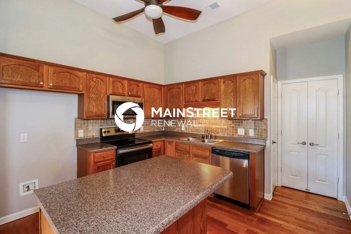 1031 Cassabella Cv - Photo 6 of 16