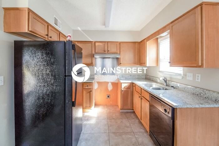 7158 Rose Trail Dr - Photo 6 of 16