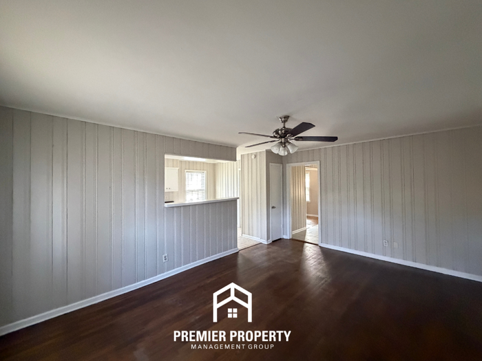 1744 Myrna Ln - Photo 5 of 18
