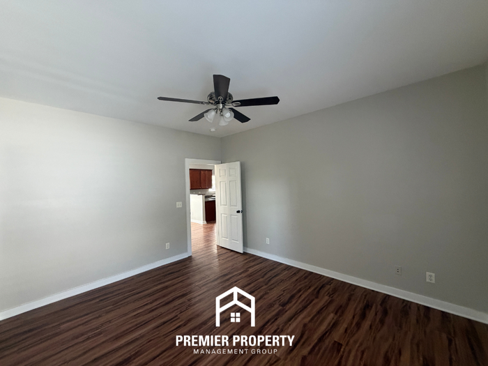 265 Hathaway Ln - Photo 7 of 19