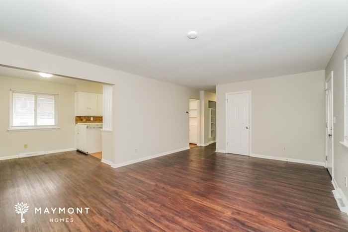 1499 Shanley Dr - Photo 4 of 12