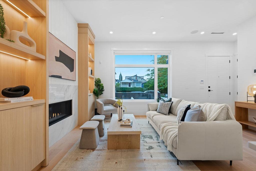 5883 Sophia Street 1 - Photo 6 of 37