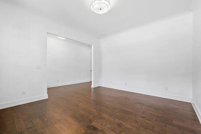 3388 Kelowna Ct - Photo 5 of 33