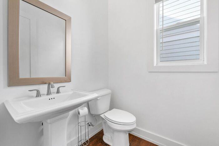 3388 Kelowna Ct - Photo 7 of 33