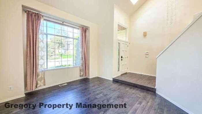 19704 131st Pl Ne - Photo 3 of 31