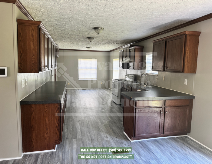 204 Burgess Ln - Photo 6 of 21