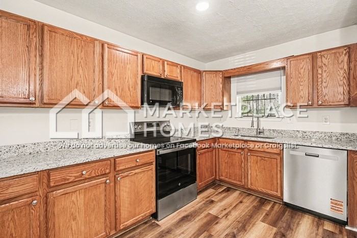 6334 Wellington Walk Way - Photo 7 of 19