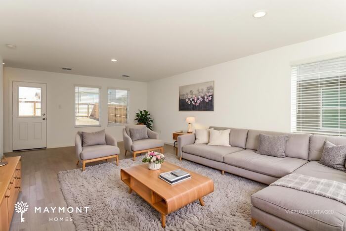 178 Amy Aly - Photo 7 of 16