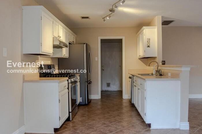 15532 Miss Adriennes Path - Photo 2 of 15