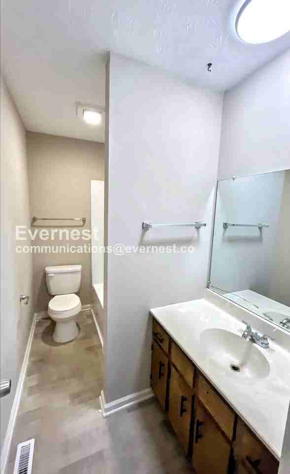 57 Clara Dr - Photo 6 of 19