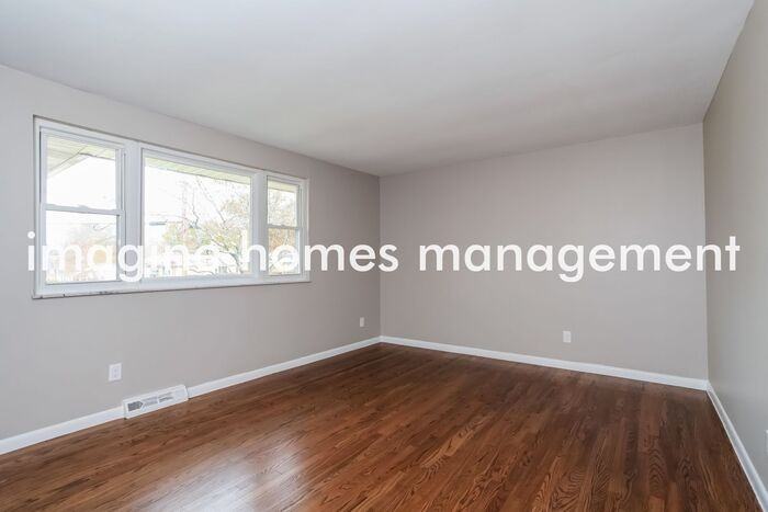 851 Rosetree Ln - Photo 5 of 18