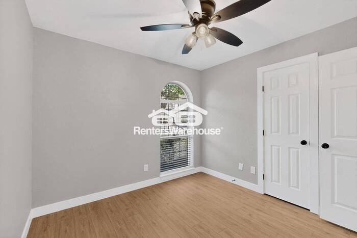 2317 Springfield Ln - Photo 6 of 45