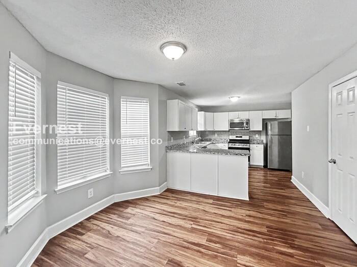 5791 Blacktop Ct - Photo 5 of 30