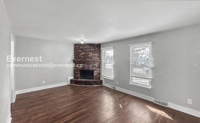 6121 N Baltimore Ave - Photo 4 of 23