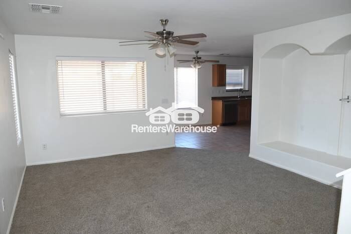 4918 W Desert Dr - Photo 4 of 18