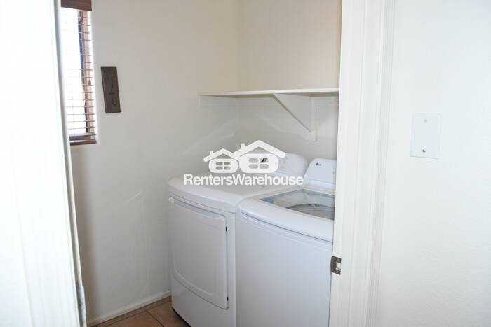 4918 W Desert Dr - Photo 7 of 18