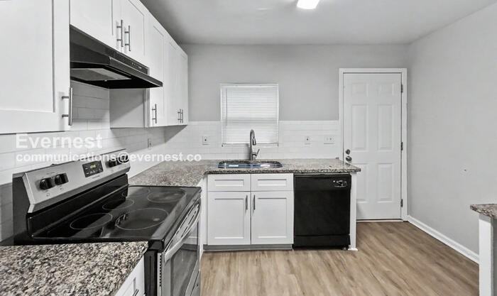 1368 Alverado Way - Photo 3 of 18