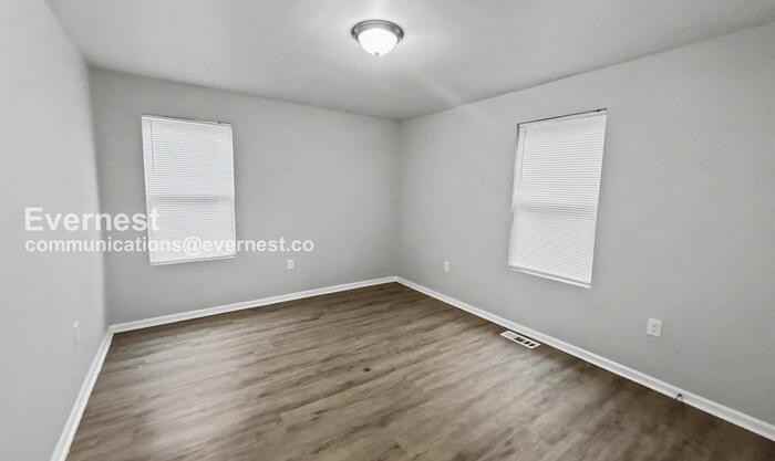 1368 Alverado Way - Photo 7 of 18