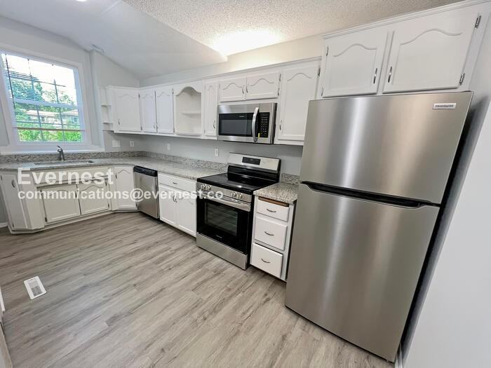19220 E 5th Street Ct N - Photo 2 of 17