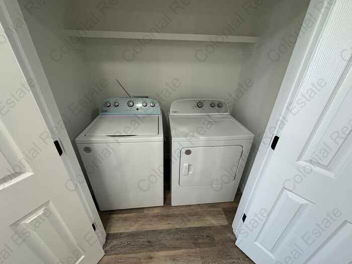 2518 E 14th St #A - Photo 5 of 8