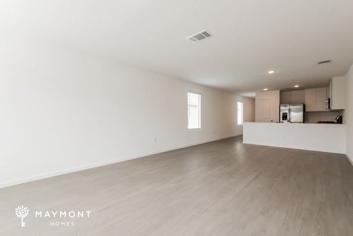 2408 Shady Grv - Photo 6 of 15