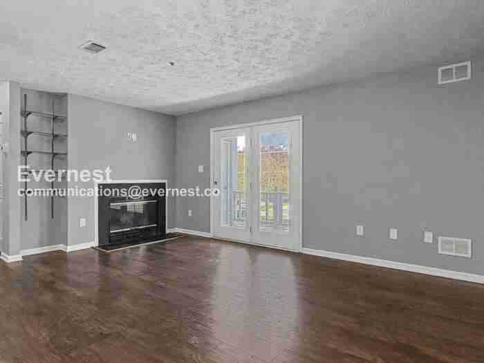 12212 Eagles Nest Ct - Photo 4 of 42