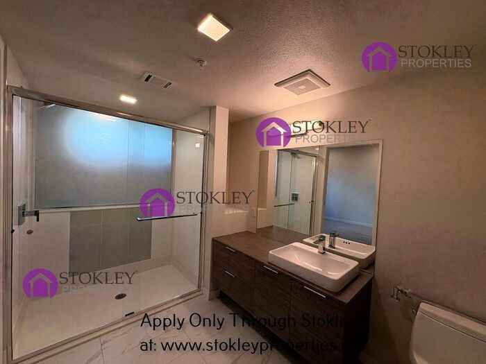 1605 Riviera Ave #303 - Photo 5 of 13