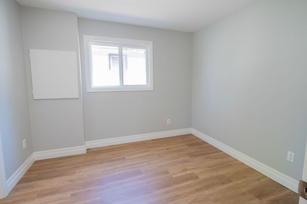 283 Deere St - Photo 7 of 18