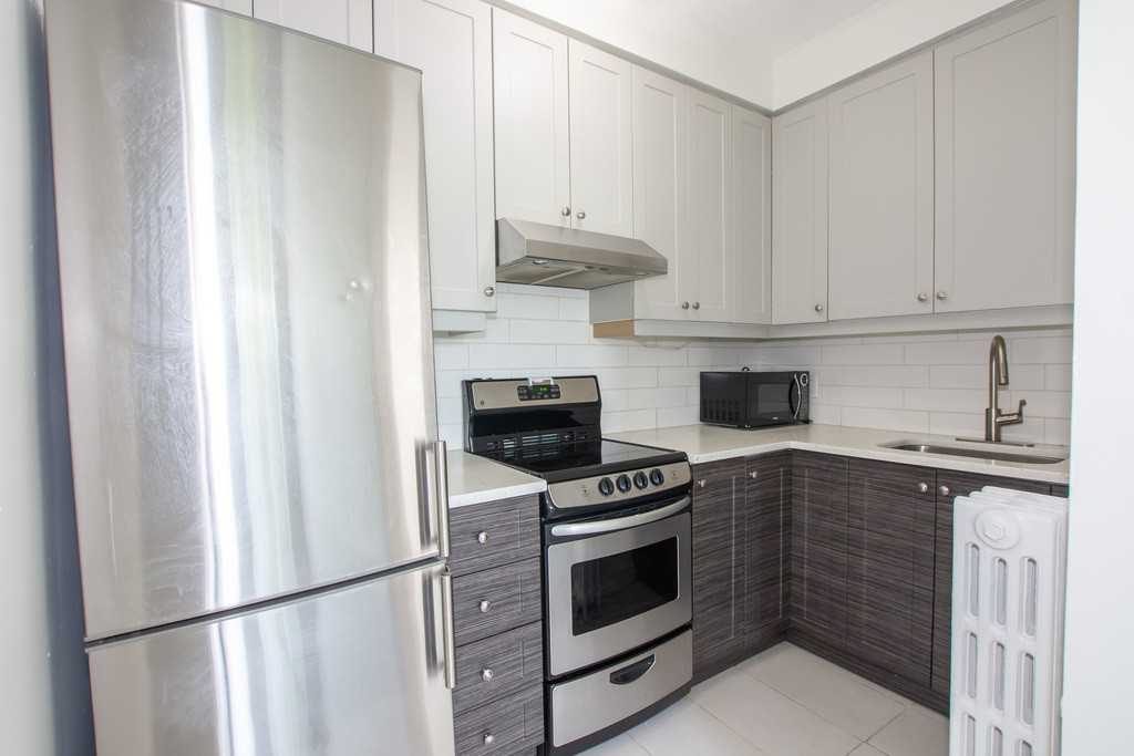 55 Wellington St S - Photo 5 of 14