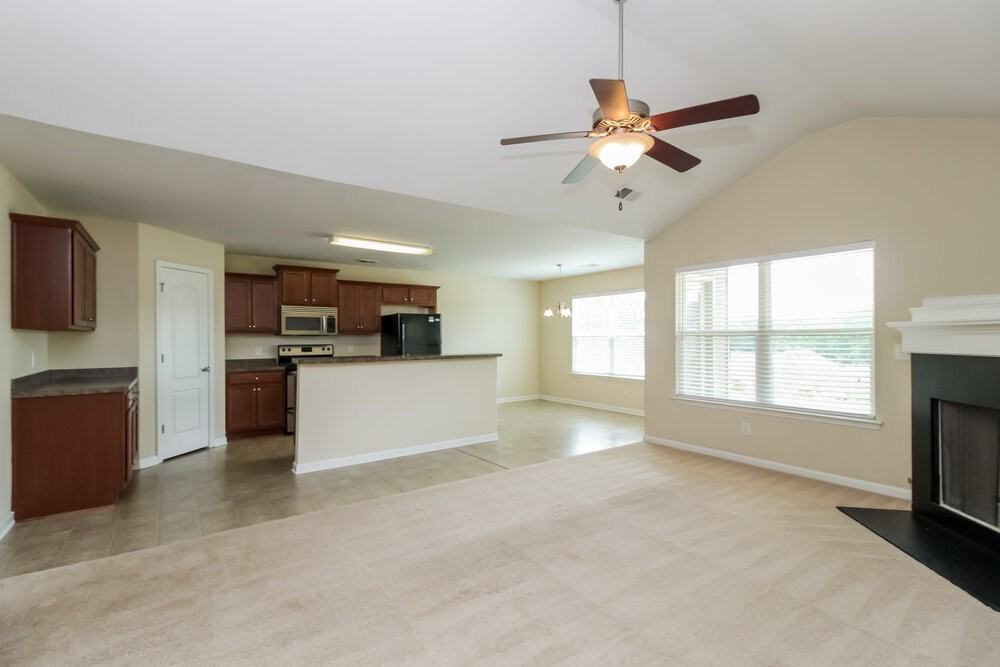 315 Meadow Vista Ln - Photo 3 of 19