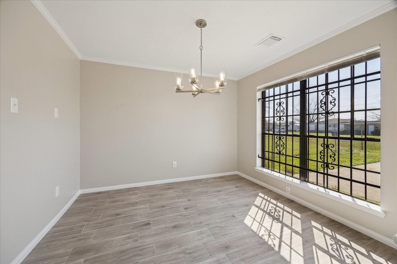 3513 Barberry Dr #1 - Photo 4 of 16