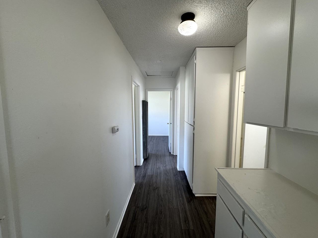 1727 E 8th St #4 - Photo 3 of 9