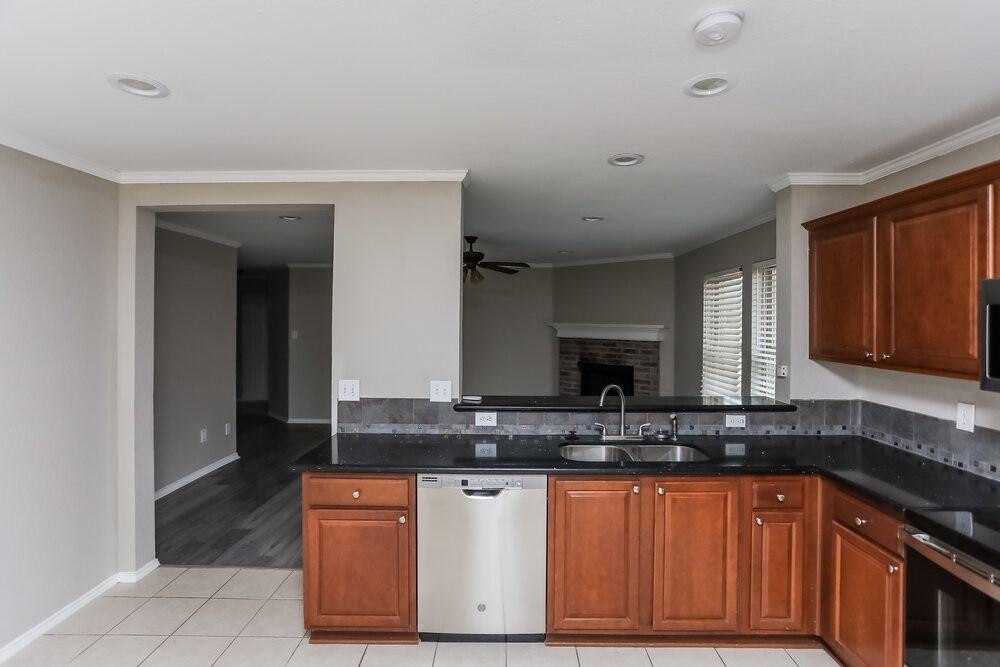 2513 Buffalo Run - Photo 6 of 16